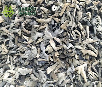 Small bowl of black fungus
