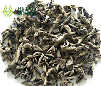 Small bowl of black fungus